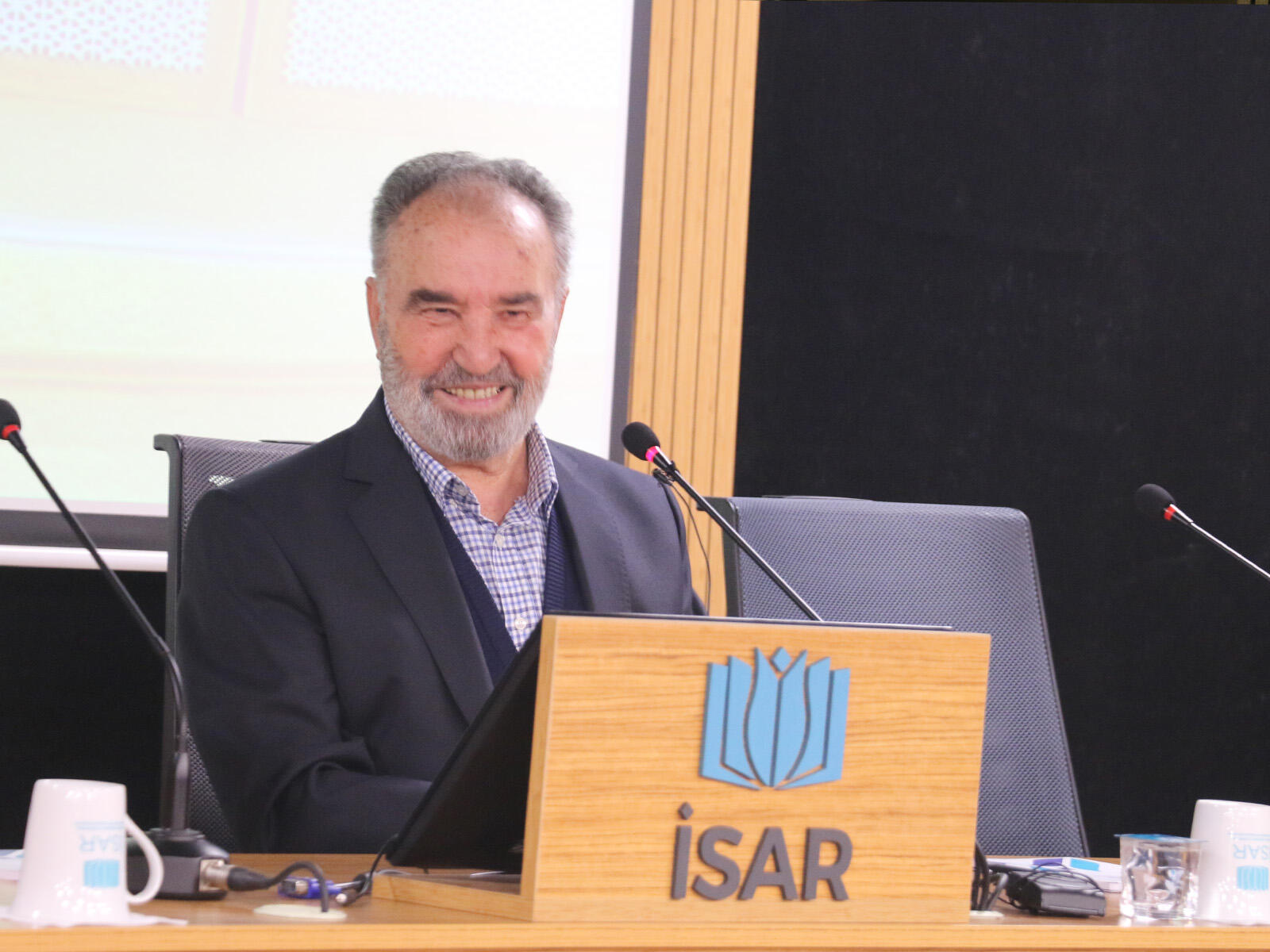 Bir Ömürde İSAR: Hatıralar